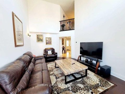 Photo 7 at 274 Falstaff Avenue, Maple Leaf, Toronto