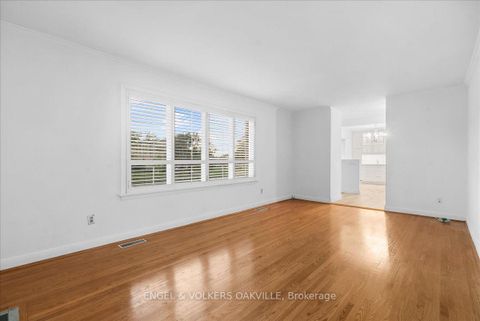 Photo 12 at 351 Renforth Drive, Etobicoke West Mall, Toronto