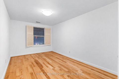 Photo 19 at 351 Renforth Drive, Etobicoke West Mall, Toronto