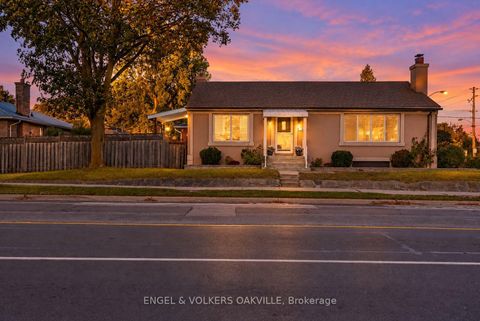 Photo 37 at 351 Renforth Drive, Etobicoke West Mall, Toronto