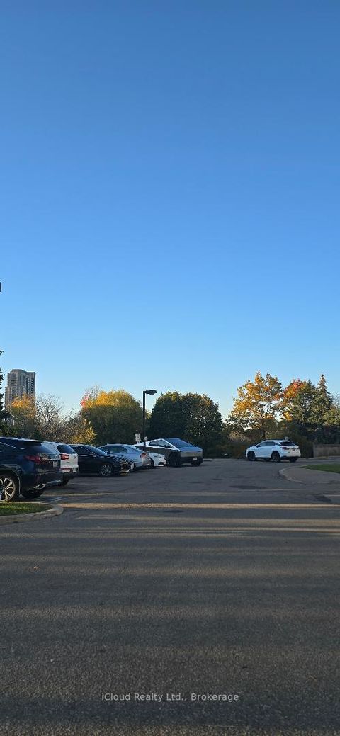 Photo 10 at 706 - 600 Rexdale Boulevard, Clairville, Toronto