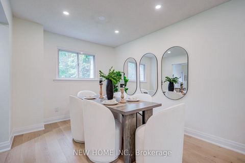 Photo 13 at 26 Penwick Crescent, North Richvale, Richmond Hill