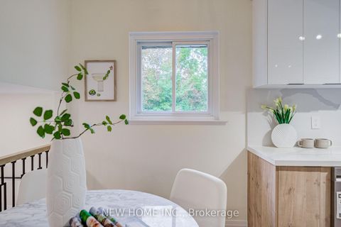 Photo 18 at 26 Penwick Crescent, North Richvale, Richmond Hill