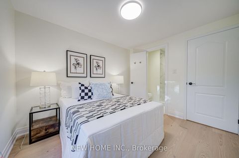 Photo 35 at 26 Penwick Crescent, North Richvale, Richmond Hill