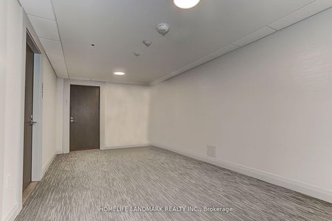 Photo 2 at 224 - 251 Jarvis Street, Yonge Corridor, Toronto