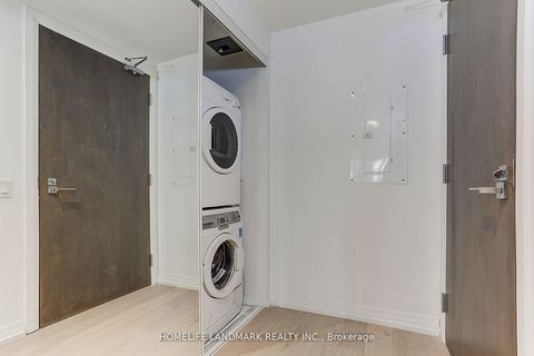 Photo 15 at 224 - 251 Jarvis Street, Yonge Corridor, Toronto