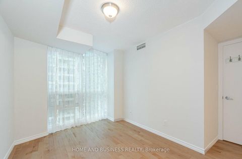 Photo 11 at 1505 - 12 Yonge Street, Waterfront Communities C1, Toronto
