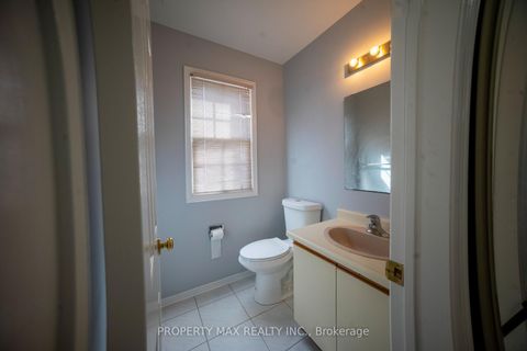 Photo 3 at 144 Bellrock Drive, Milliken, Toronto