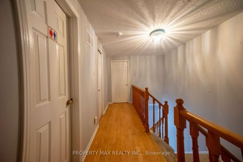 Photo 13 at 144 Bellrock Drive, Milliken, Toronto