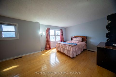Photo 17 at 144 Bellrock Drive, Milliken, Toronto