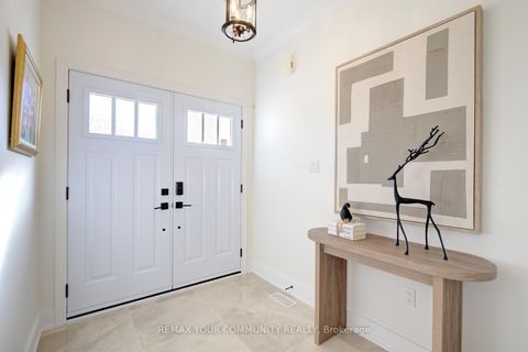 Photo 3 at 214 Selwyn Road, Jefferson, Richmond Hill