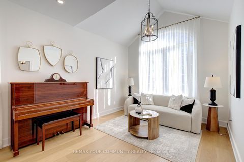 Photo 10 at 214 Selwyn Road, Jefferson, Richmond Hill