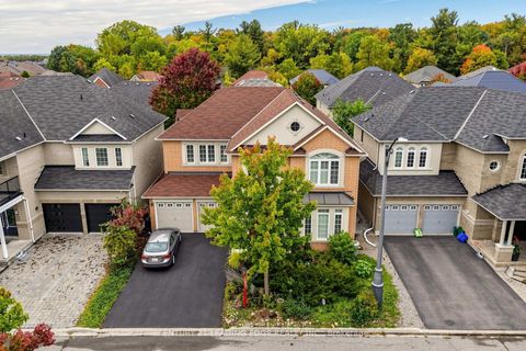 Photo 2 at 71 Josephine Road, Vellore Village, Vaughan