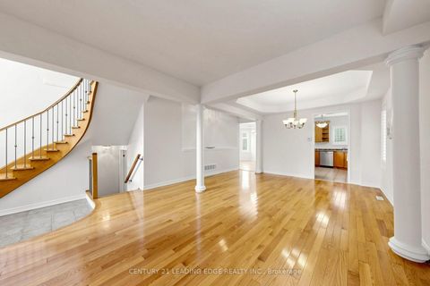 Photo 9 at 71 Josephine Road, Vellore Village, Vaughan
