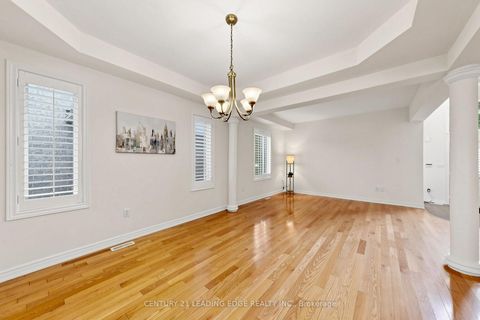 Photo 10 at 71 Josephine Road, Vellore Village, Vaughan