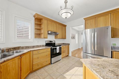 Photo 17 at 71 Josephine Road, Vellore Village, Vaughan