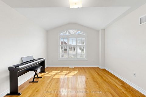 Photo 28 at 71 Josephine Road, Vellore Village, Vaughan
