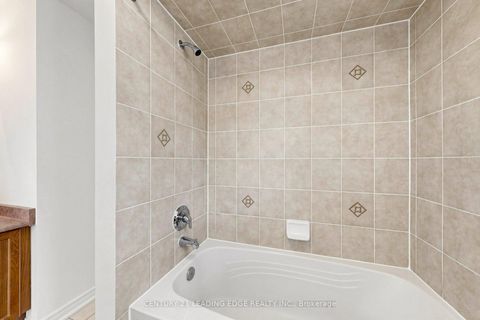 Photo 29 at 71 Josephine Road, Vellore Village, Vaughan