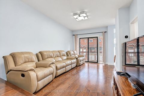 Photo 4 at 10 - 10 Reidmount Avenue, Malvern West, Toronto