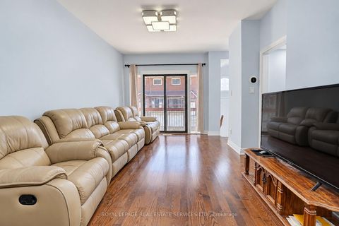 Photo 6 at 10 - 10 Reidmount Avenue, Malvern West, Toronto
