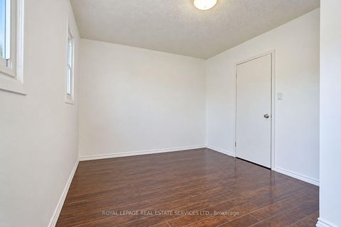 Photo 30 at 10 - 10 Reidmount Avenue, Malvern West, Toronto