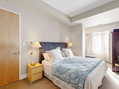 Photo 15 at 401 - 562 Eglinton Avenue E, Mount Pleasant East, Toronto