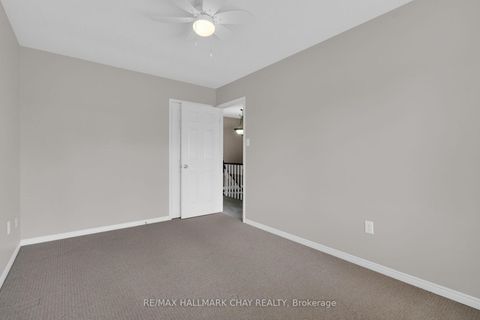 Photo 26 at 35 Grasett Crescent, West Bayfield, Barrie