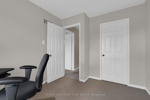 Photo 28 at 35 Grasett Crescent, West Bayfield, Barrie
