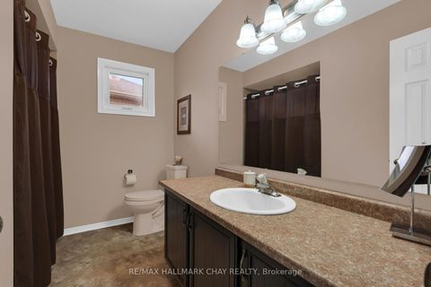 Photo 29 at 35 Grasett Crescent, West Bayfield, Barrie