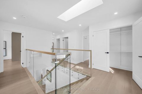 Photo 19 at 323 Winnifred Drive, Keswick South, Georgina