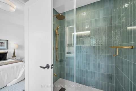 Photo 31 at 323 Winnifred Drive, Keswick South, Georgina