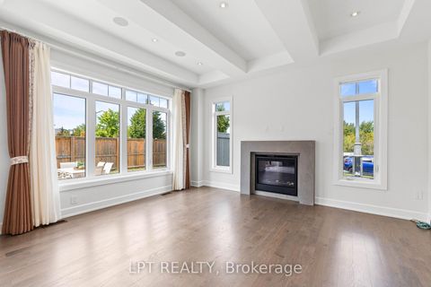 Photo 11 at 90 Keatley Drive, Patterson, Vaughan