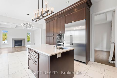 Photo 15 at 90 Keatley Drive, Patterson, Vaughan