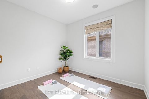 Photo 32 at 90 Keatley Drive, Patterson, Vaughan