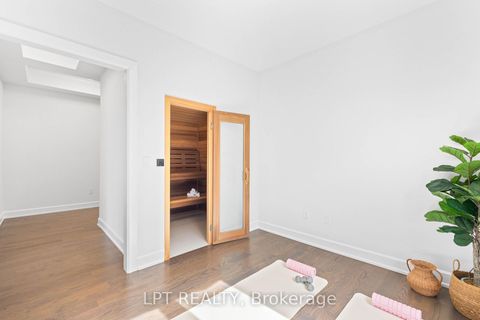 Photo 33 at 90 Keatley Drive, Patterson, Vaughan