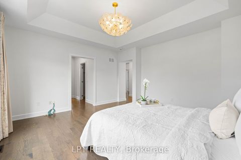 Photo 36 at 90 Keatley Drive, Patterson, Vaughan
