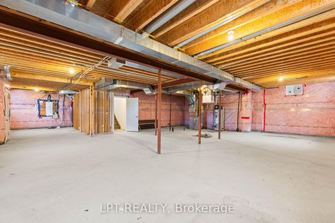 Photo 42 at 90 Keatley Drive, Patterson, Vaughan