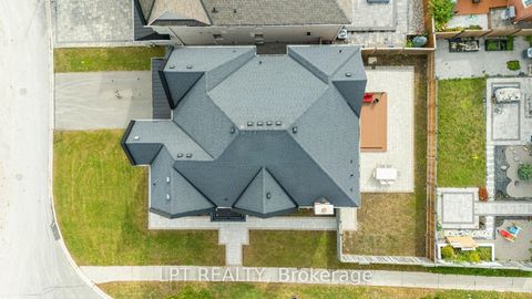 Photo 46 at 90 Keatley Drive, Patterson, Vaughan