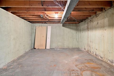 Photo 27 at 18 Kentish Crescent, Malvern West, Toronto