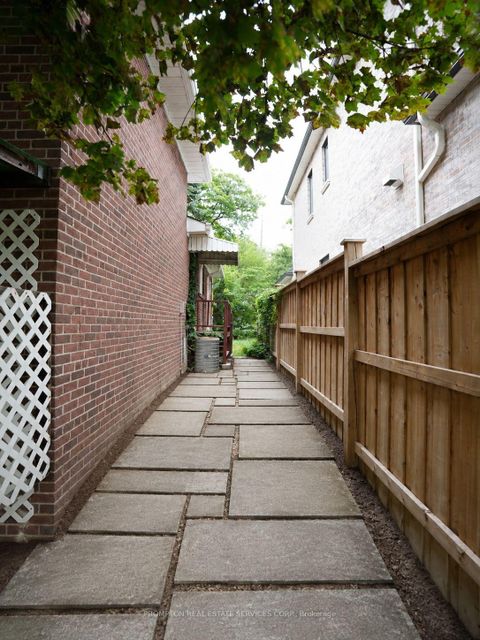 Photo 4 at 25 Lehar Crescent, Hillcrest Village, Toronto
