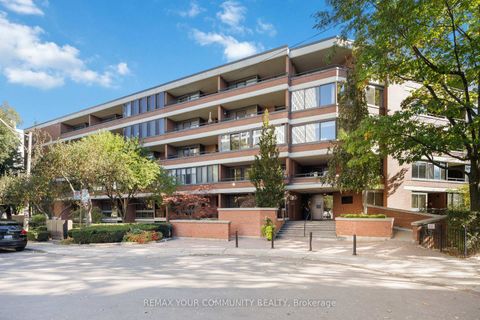 Photo 1 at 410 - 349 St Clair Avenue W, Casa Loma, Toronto