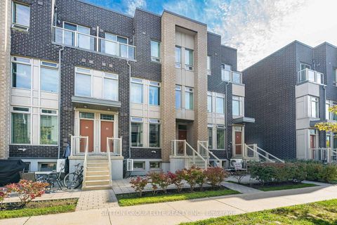 Photo 1 at 245 - 19 Applewood Lane, Etobicoke West Mall, Toronto