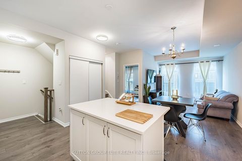 Photo 4 at 245 - 19 Applewood Lane, Etobicoke West Mall, Toronto