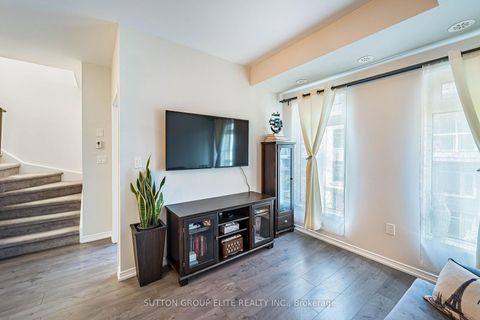 Photo 13 at 245 - 19 Applewood Lane, Etobicoke West Mall, Toronto