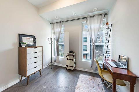 Photo 14 at 245 - 19 Applewood Lane, Etobicoke West Mall, Toronto