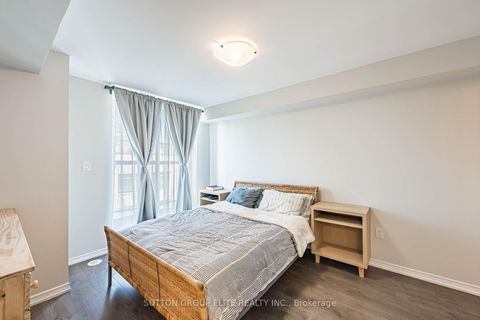 Photo 20 at 245 - 19 Applewood Lane, Etobicoke West Mall, Toronto