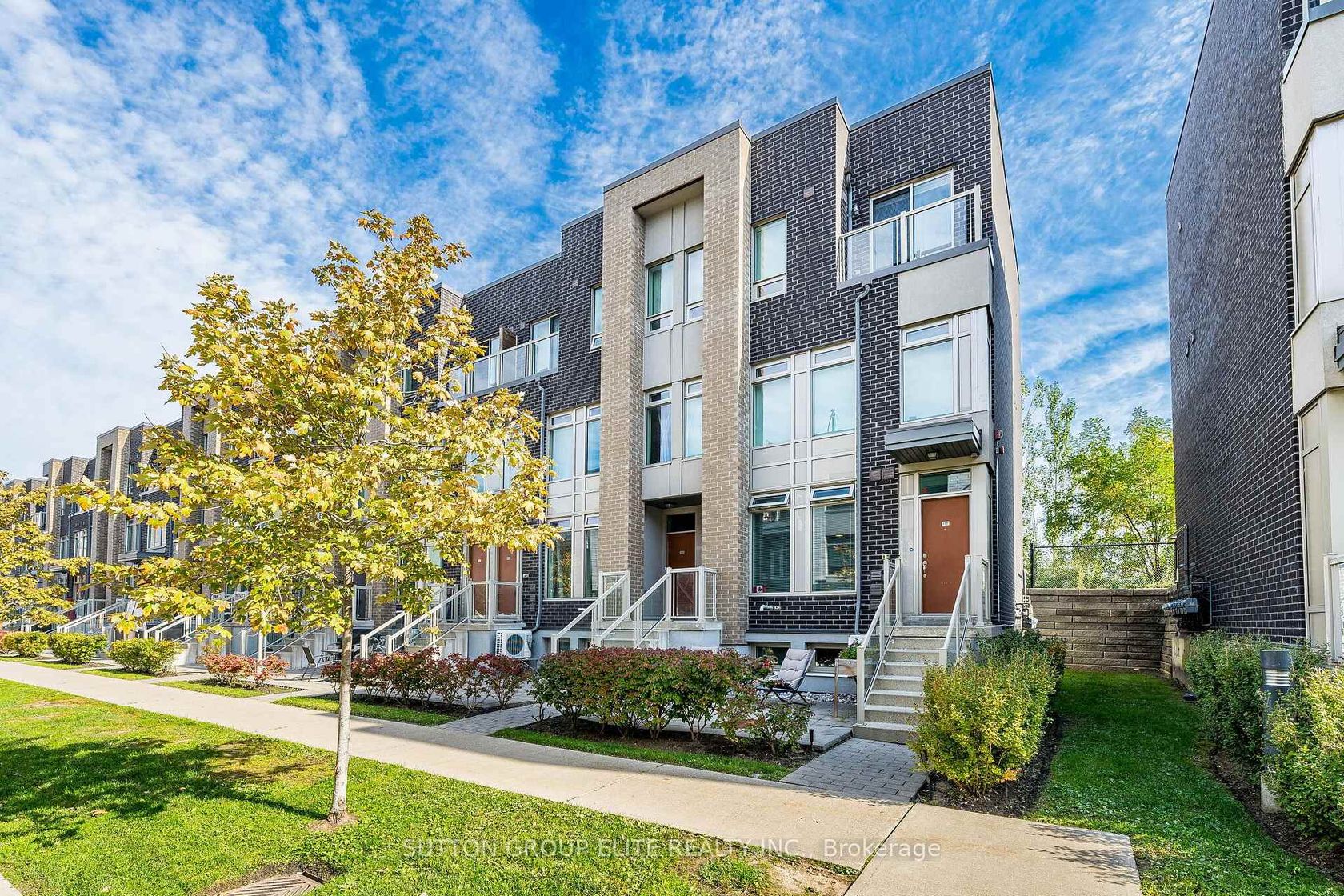 245 - 19 Applewood Lane, Etobicoke West Mall, Toronto 