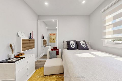 Photo 26 at 5 Bertmount Avenue, South Riverdale, Toronto