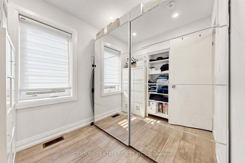 Photo 29 at 5 Bertmount Avenue, South Riverdale, Toronto