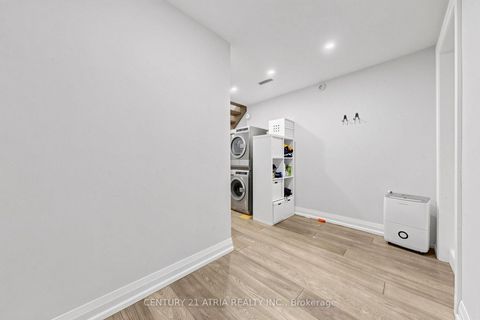 Photo 34 at 5 Bertmount Avenue, South Riverdale, Toronto